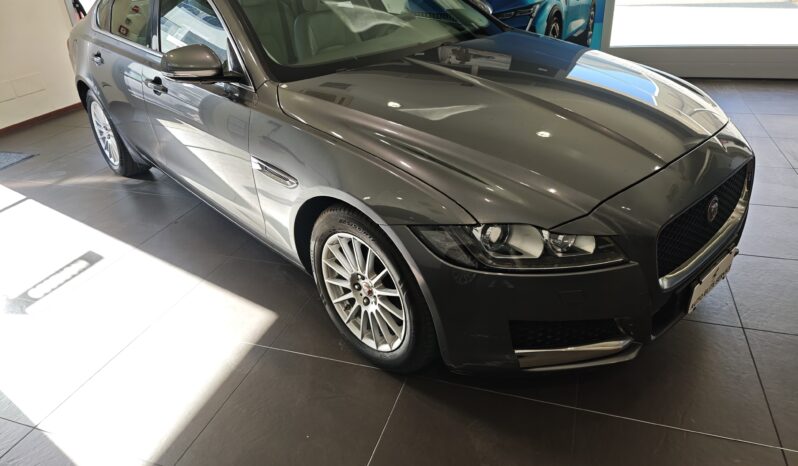 JAGUAR XF pieno