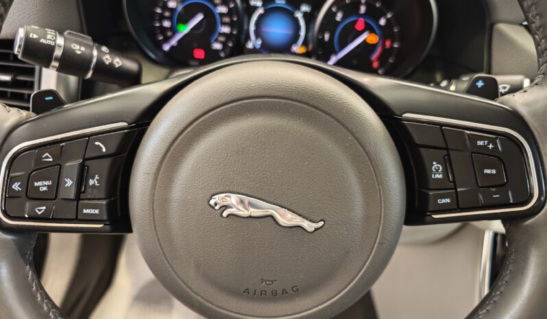 JAGUAR XF pieno