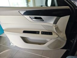 JAGUAR XF pieno