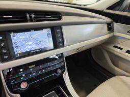 JAGUAR XF pieno