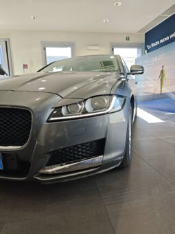 JAGUAR XF pieno