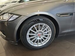 JAGUAR XF pieno