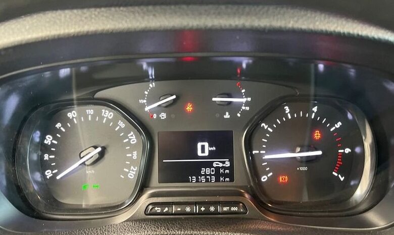 PEUGEOT EXPERT pieno