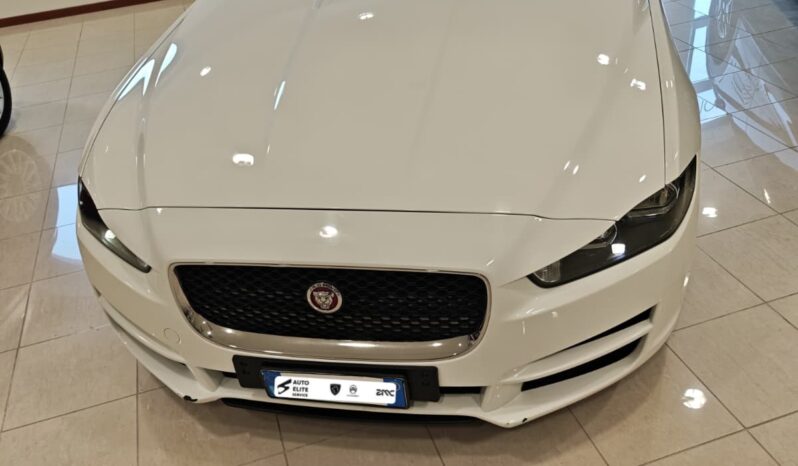 JAGUAR XE pieno