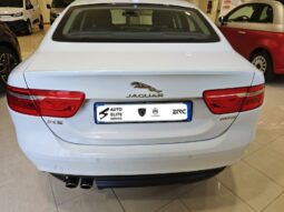 JAGUAR XE pieno
