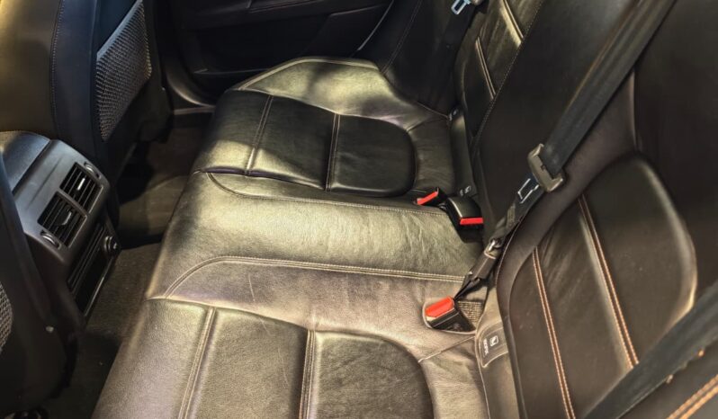 JAGUAR XE pieno