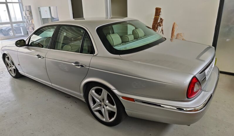 JAGUAR XJ pieno