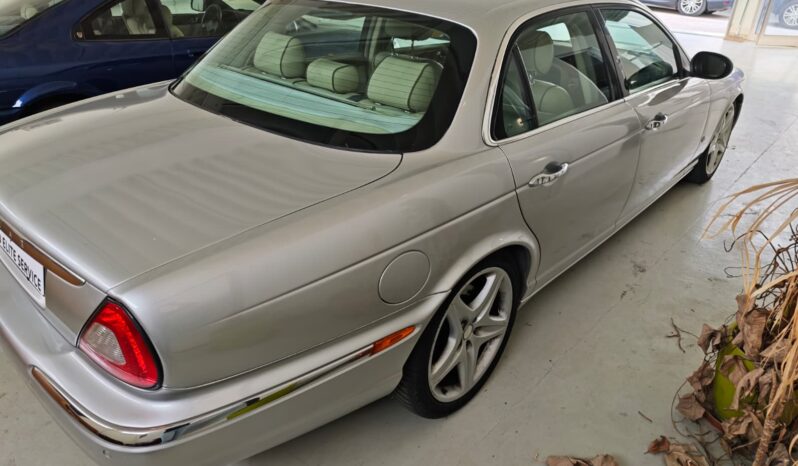 JAGUAR XJ pieno