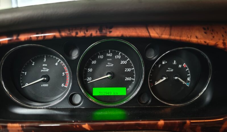 JAGUAR XJ pieno
