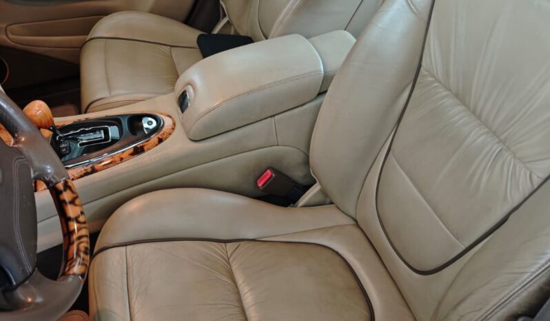JAGUAR XJ pieno