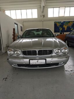JAGUAR XJ pieno