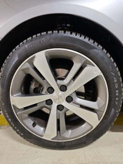 PEUGEOT 308 SW pieno