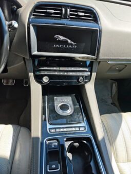 JAGUAR F-PACE pieno