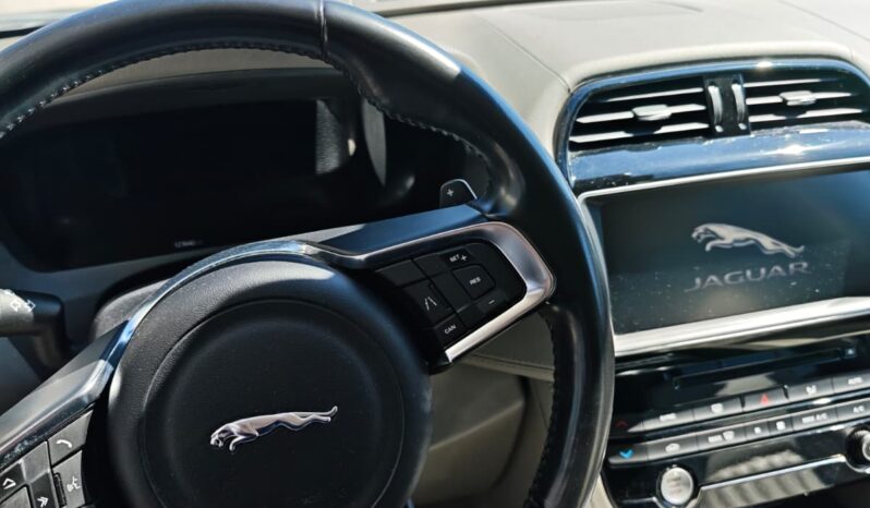 JAGUAR F-PACE pieno